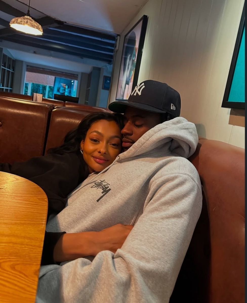 Bornakang's tweet image. nothing beats an affectionate woman