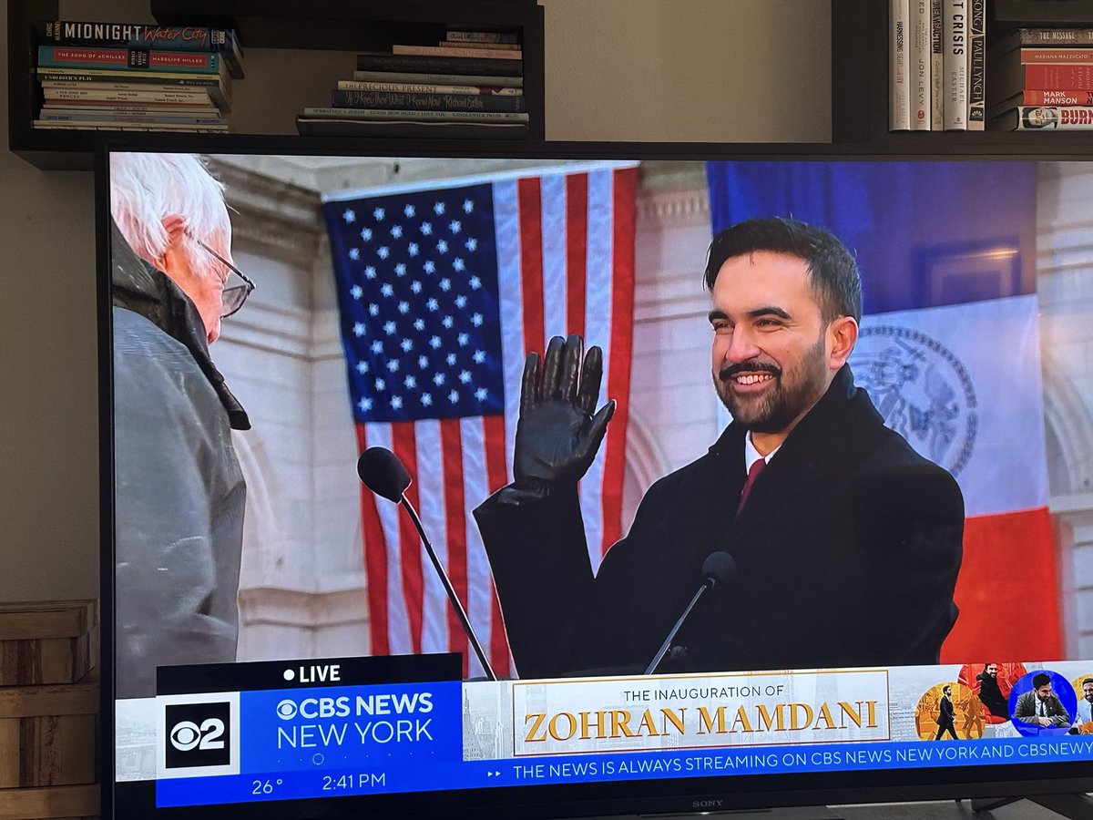 mikepalmi's tweet image. Amazing way to start the year. May the vision, commitment, energy and love embodied in this inauguration light our way and guide our actions in building a country that works for all Americans! #TogetherWeRise #progressive #DSA #Sanders #AOC #Mamdani
