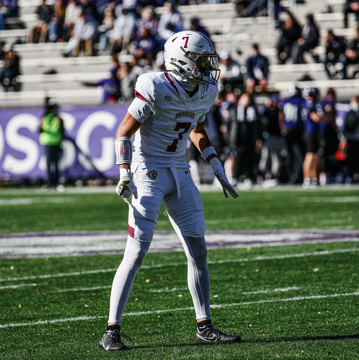 Davis2icy's tweet image. I truly can not thank Lafayette College enough, and I am forever appreciative of Easton and the people that make it special. A major thanks to Coach Trox, Coach Saint, and Coach Cleandaniel. 

With that being said I will be entering my name into the transfer portal on Jan 2nd.