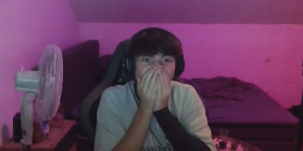 twitch.tv/fluchsus 1 Sub=1 Stunde streamen er ist noch 54 Stunden live <a href="/fluchsus/">Fluchsus</a>