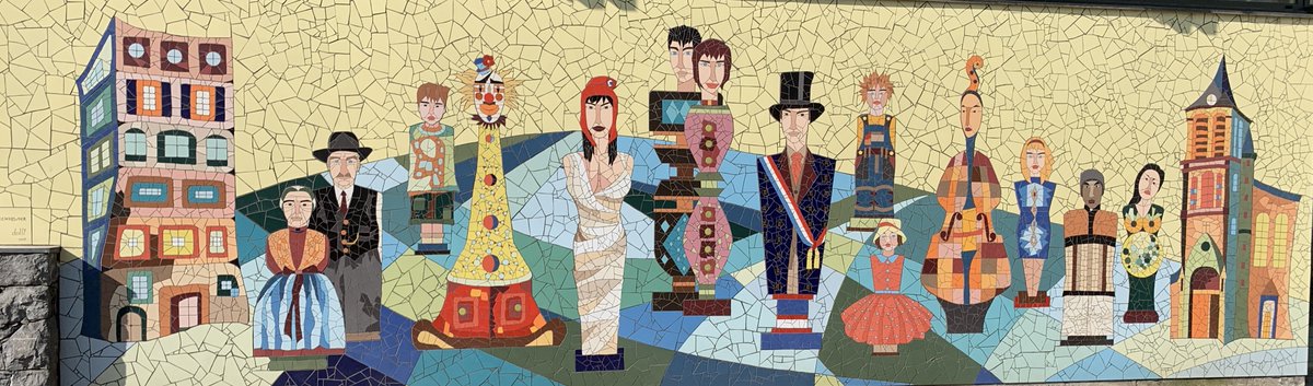 Brett - Randy ( pers autiste) en inclusion BZH.
KENAVO (au revoir) 2025.
 DEGEMER MAT (bienvenue) 2026.
 Bloavezh mat ha santel deoc’h ! 
 (Bonne et sainte année à vous). 
Ar brezoneg hag ar feiz (Le breton et la foi),
 Azo breur ha c'hoar e Breiz (Son frère et sœur en Bretagne).