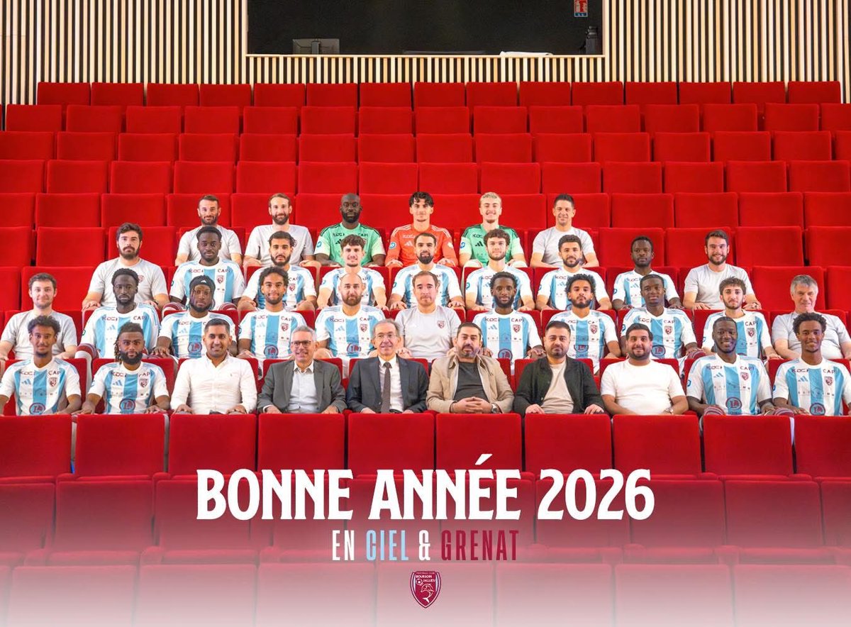 🎉 Bonne année 2️⃣0️⃣2️⃣6️⃣ en Ciel &amp; Grenat la #TEAMFCBJ ! ✨

👀 On a déjà hâte de vous retrouver autour des terrains de ⚽️ ! 

#GRANDIRENSEMBLE✍️