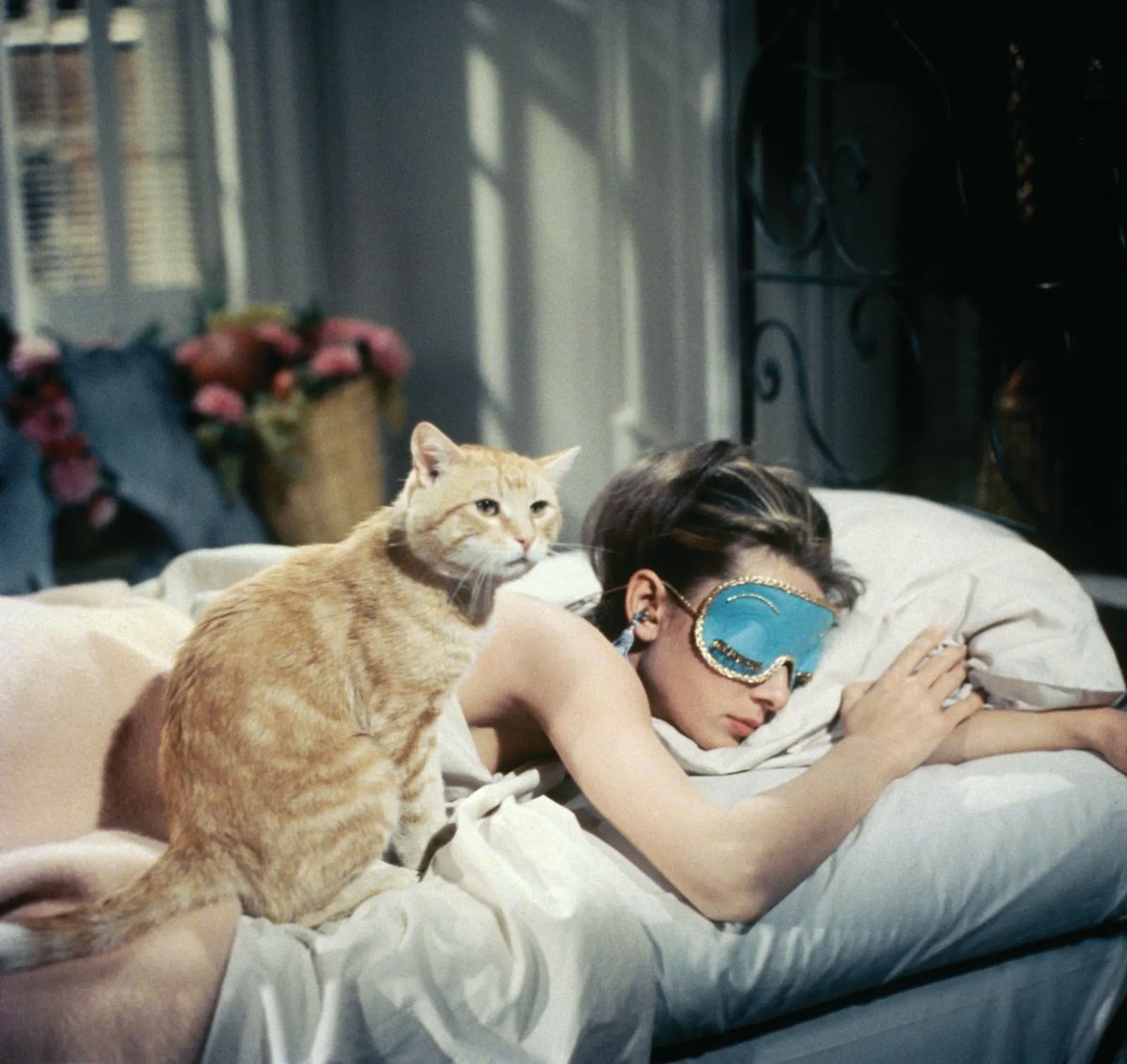 New year, same agenda. Rest. Reset. Repeat. 💤

Film: BREAKFAST AT TIFFANY’S (1961)