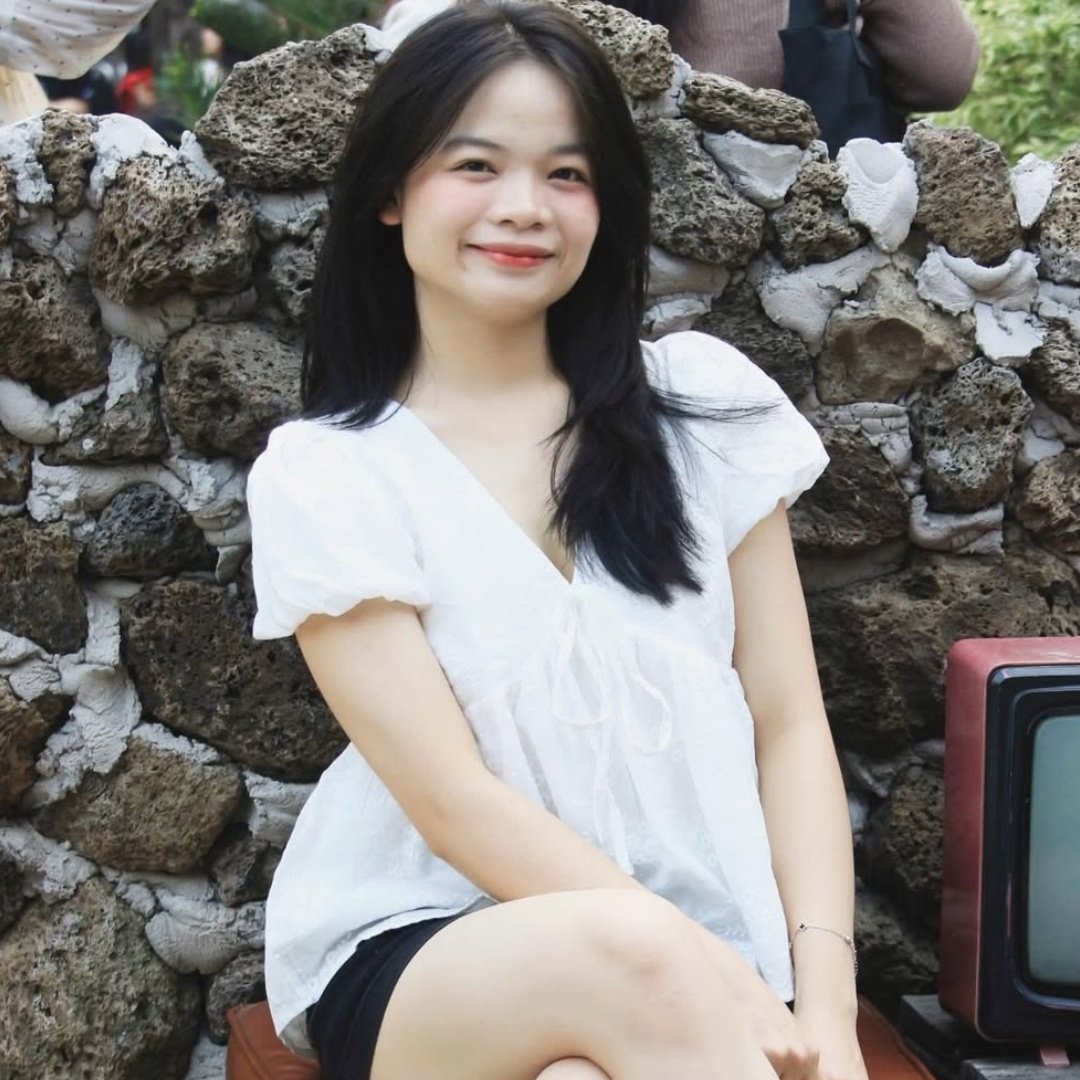 Thu Hà tweet media