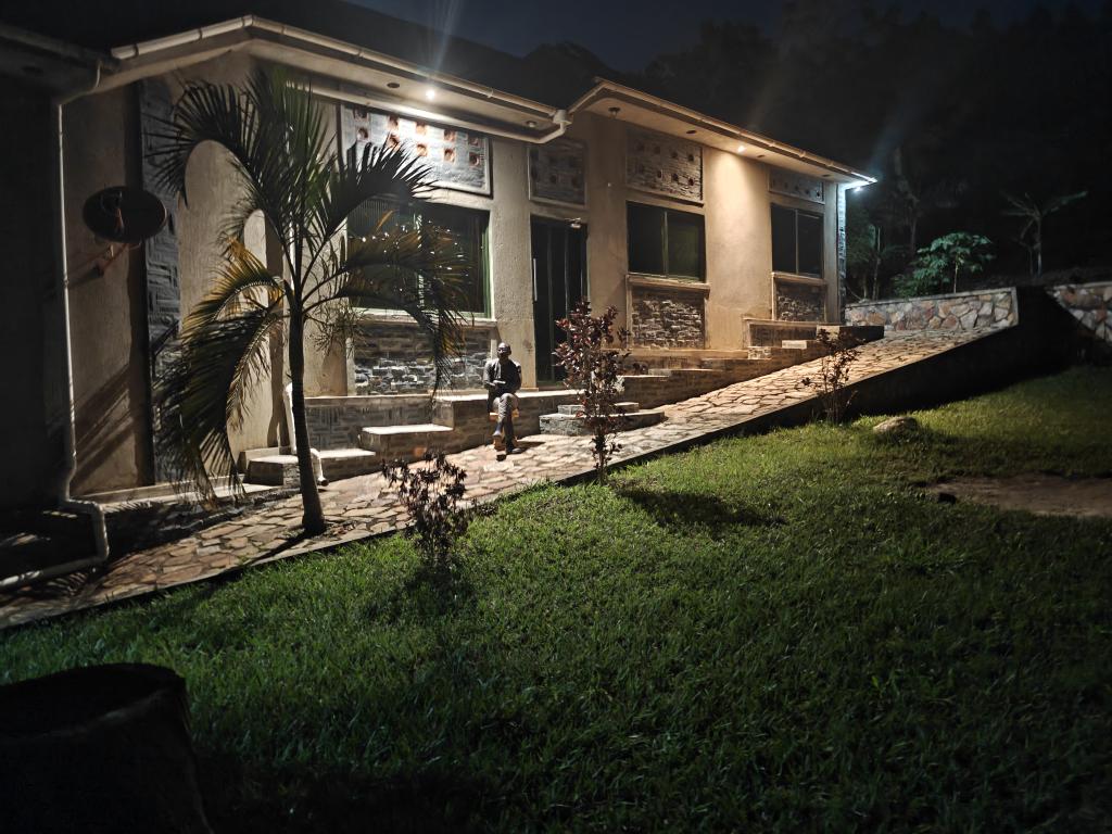 Robert Kalyesubula,MD, FISN(USA), PhD-FRCP(London) tweet media