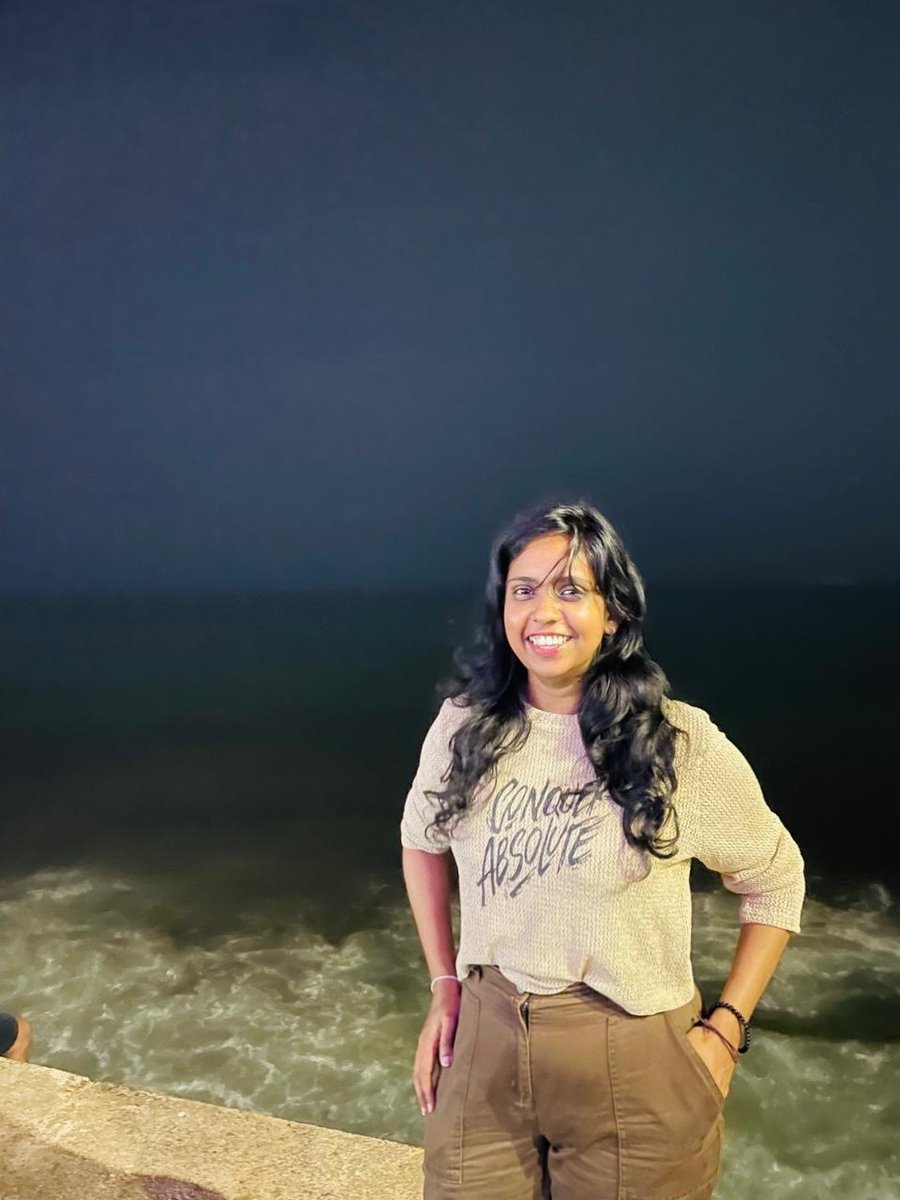 umsandyzu's tweet photo. Midnight tides and New Year vibes🌼🧸
Sea you in 2026! 🥂♥️
🎀🐅

#umsandyzu #DQG #DraqGirls https://t.co/gp1KJ15oGo