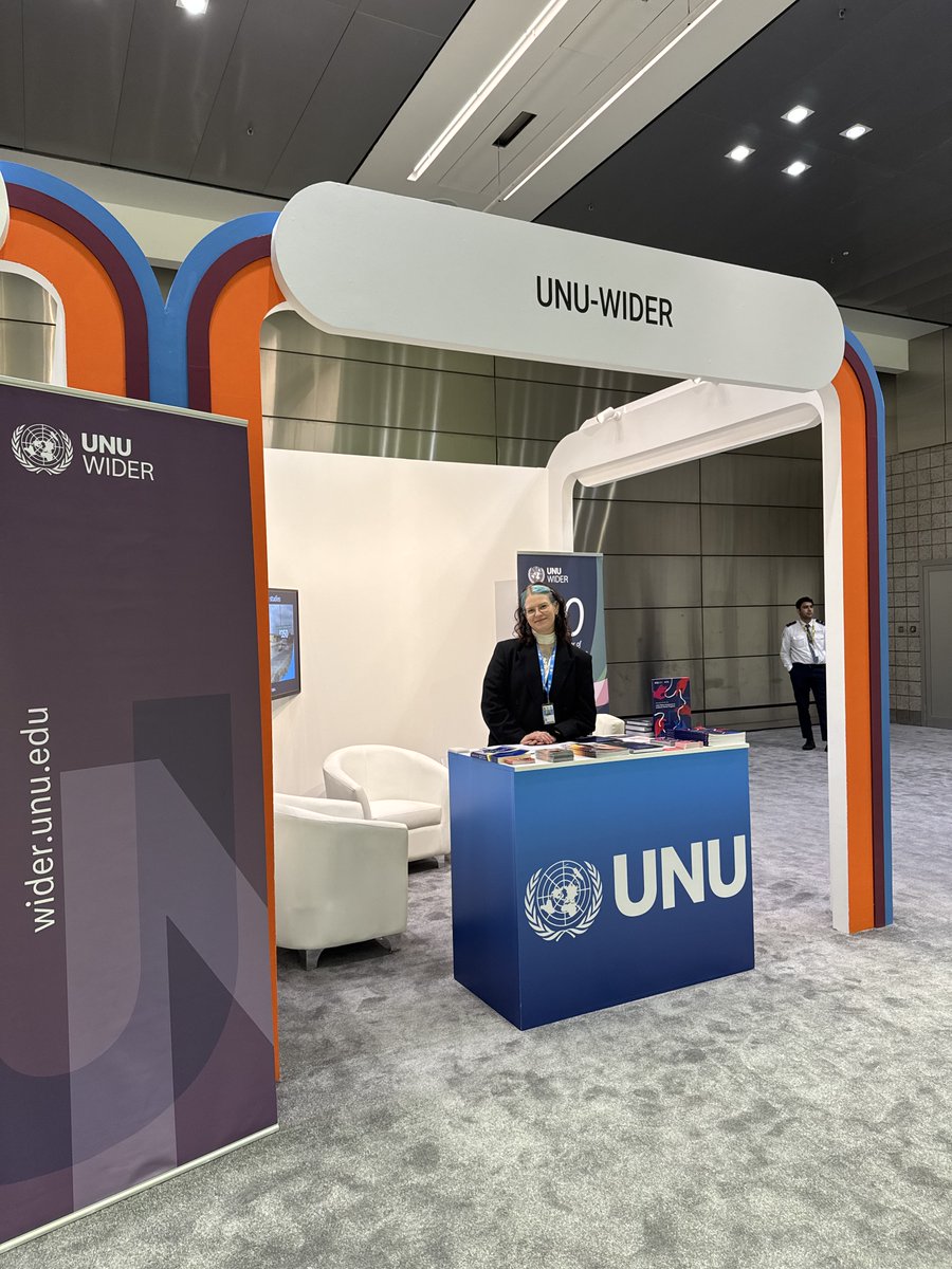 UNUWIDER's tweet image. Rebuilding trust was at the heart of one of UNU-WIDER’s 2025 highlights. At the #SocialSummit2025 in Doha, we co-hosted a Solutions Session drawing on insights from the World Social Report 2025.
#2025recap