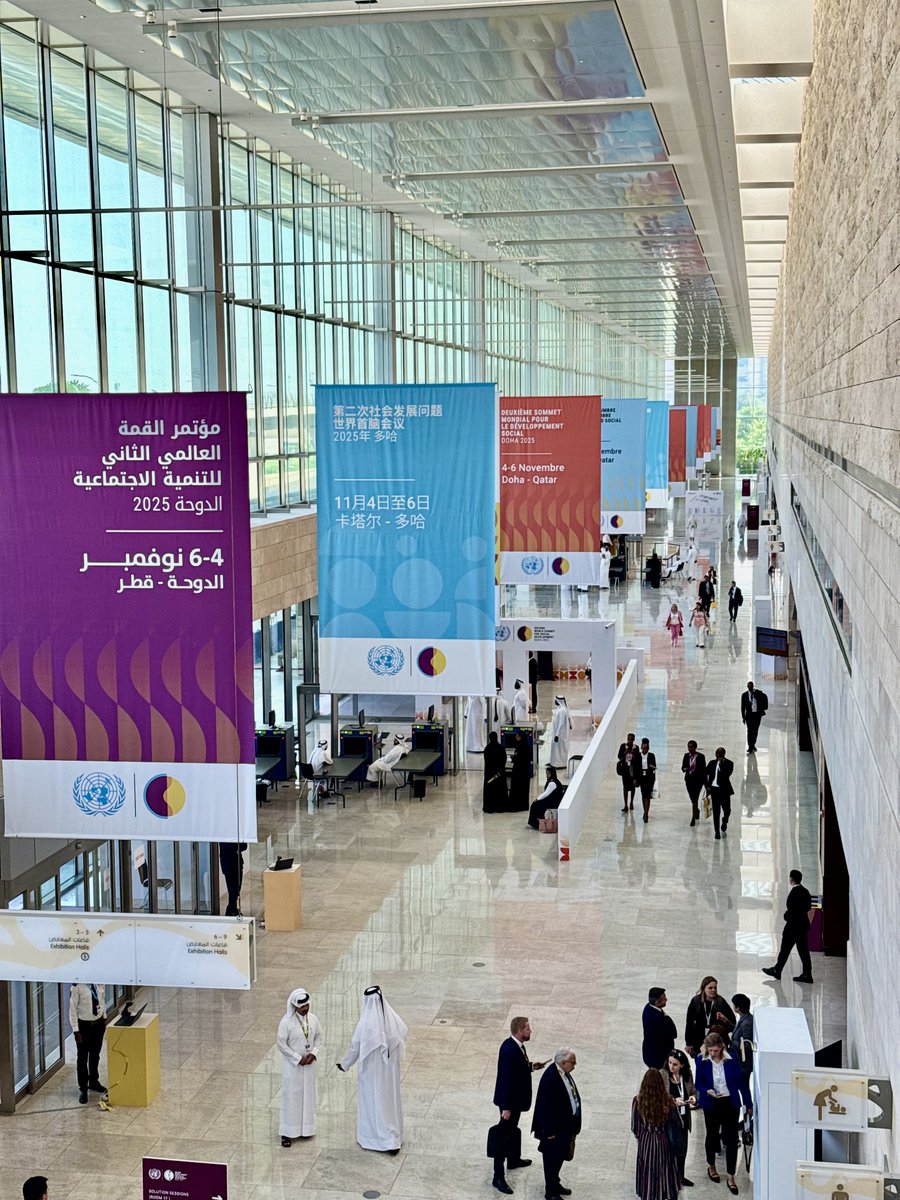 UNUWIDER's tweet image. Rebuilding trust was at the heart of one of UNU-WIDER’s 2025 highlights. At the #SocialSummit2025 in Doha, we co-hosted a Solutions Session drawing on insights from the World Social Report 2025.
#2025recap