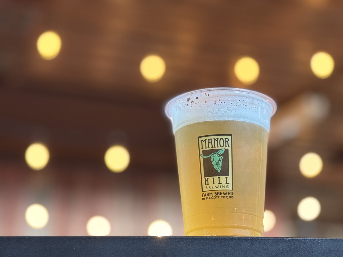 Happy New Year from our farm family to yours. The taproom reopens on Friday 1/2 at 4pm with the First Friday Release of NZ IPA and live music. We’re excited to see you this weekend (Fri/Sat/Sun)!

#FarmBrewed #WeekendPlans #DrinkLocal #FirstFriday #HazyIPA #NoFarmsNoBeer