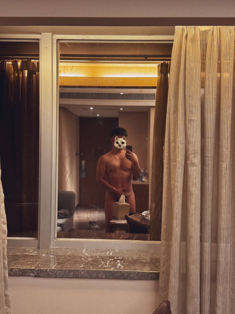 這個鏡子太色
不得不發（？