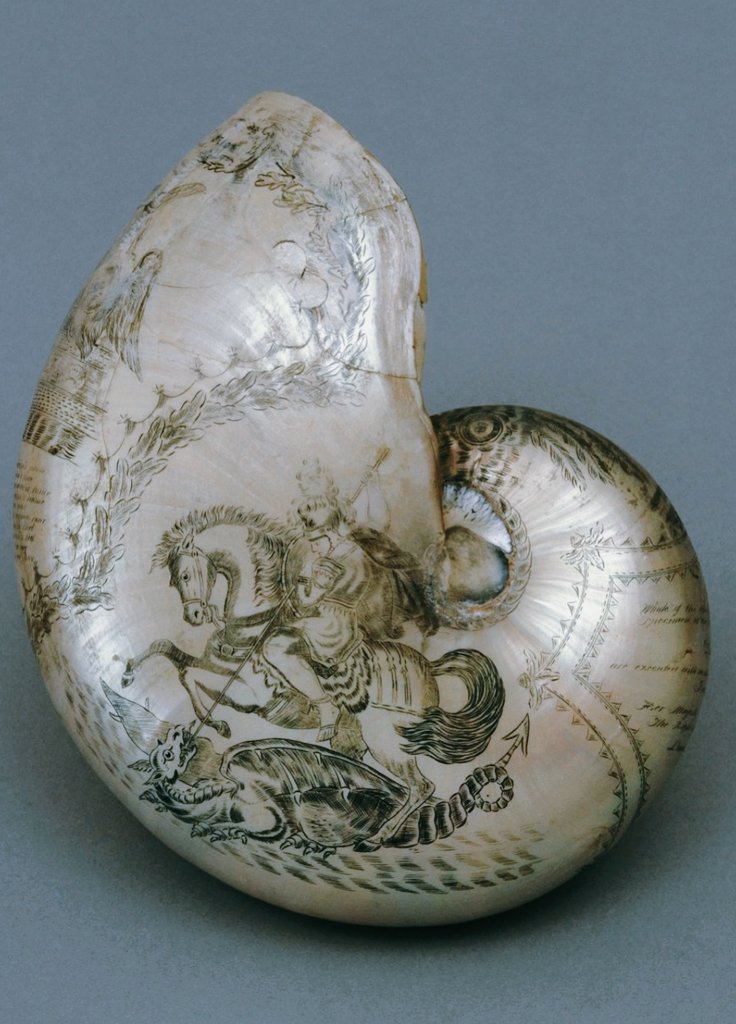 HeritageMatterz's tweet image. Engraved nautilus shell with a depiction of St. George slaying a dragon. 

Created by a sailor around 1845 during voyages.