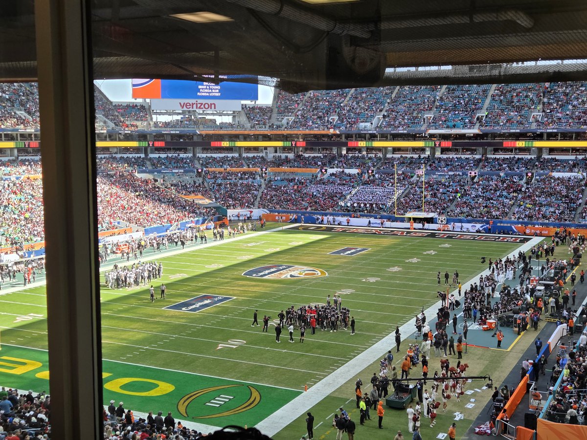 BRowitz's tweet image. Doing some advanced scouting for Brady