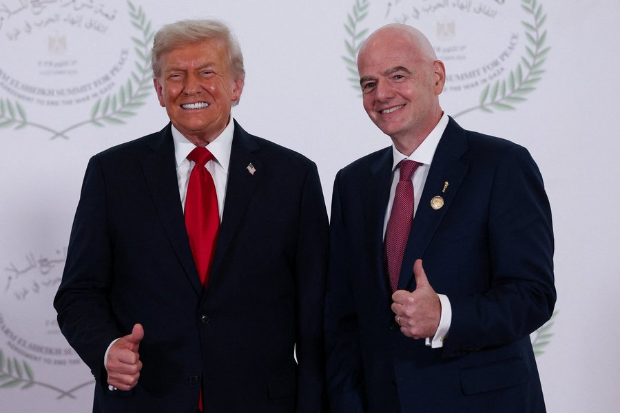 politvidchannel's tweet image. BREAKING: FIFA could remove Gianni Infantino as FIFA President for Giving Donald Trump a made-up “FIFA Peace Prize” on live TV.  

FIFA president Gianni Infantino has been accused of breaching FIFA’s ethics codes