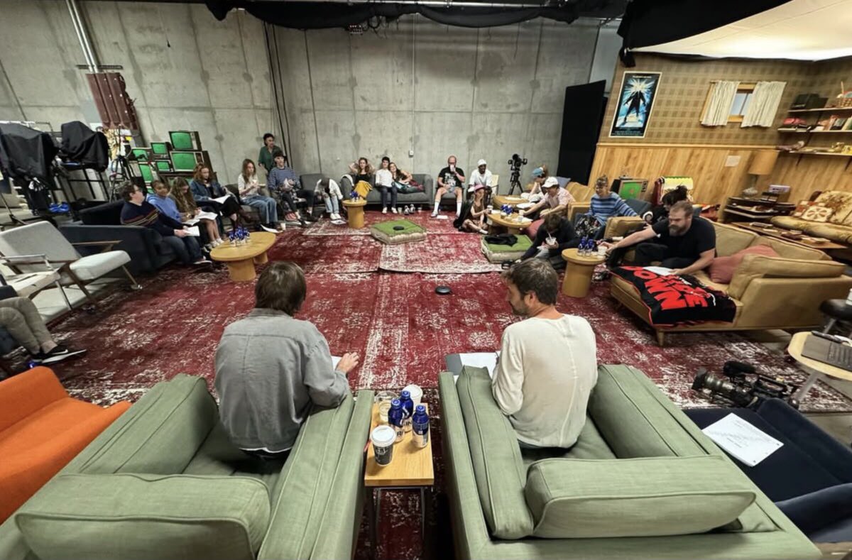 Updates_SThings's tweet image. The room where it happened: the final table read of Stranger Things.
#StrangerThings5