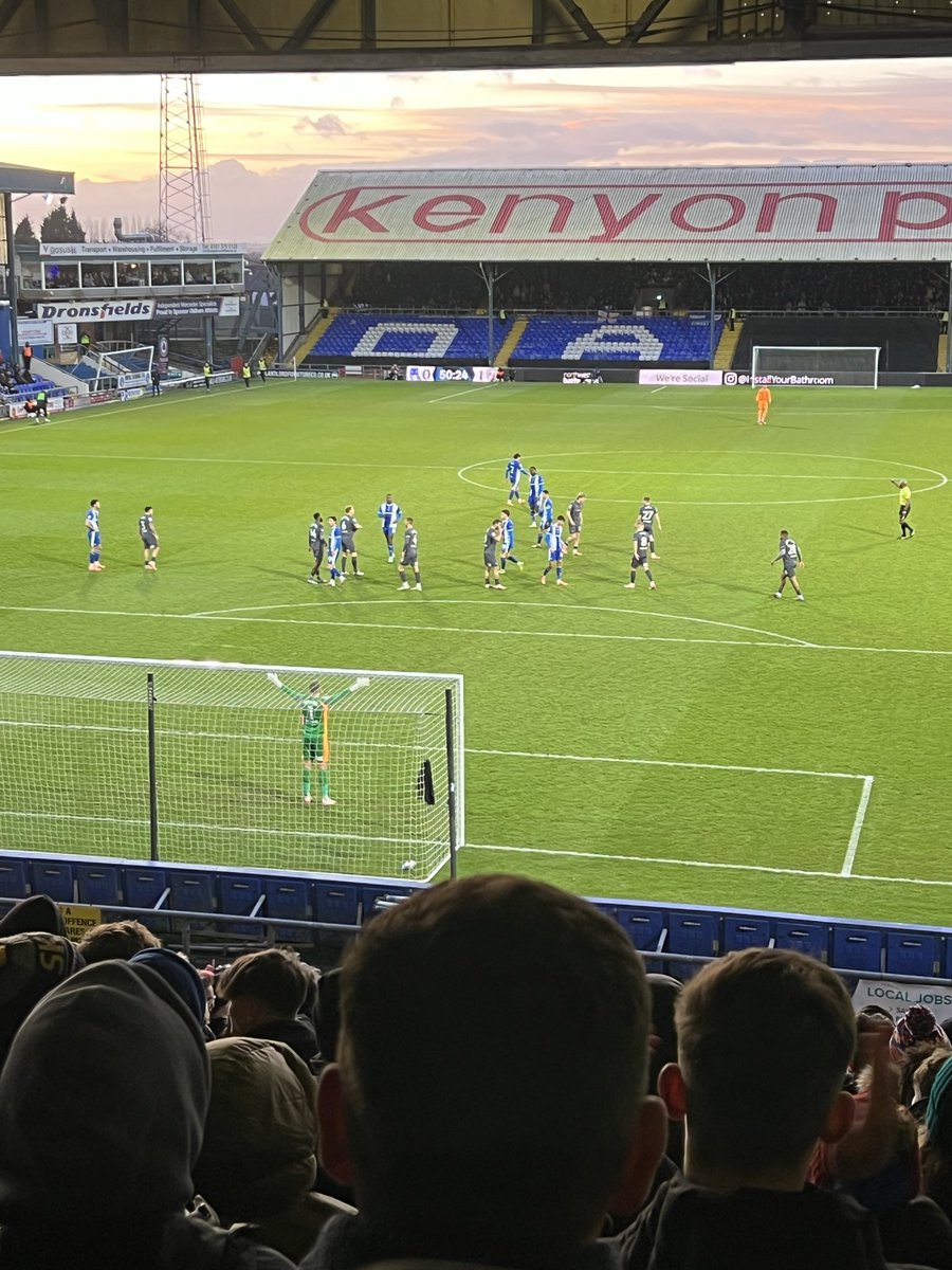 How we have to share the points with them today I do not know, all the chances to win it but somehow we don’t! Buzzin’ for Drummond, happy with the effort and delighted to remain unbeaten over Xmas and NY #oafc