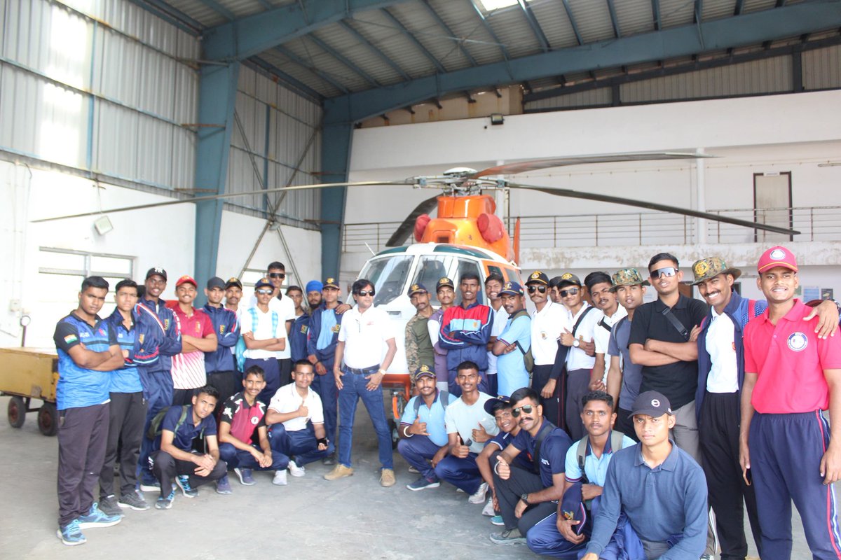 GP_HQ_EKM_NCC's tweet photo. SNIC Kavaratti | Day 9 🇮🇳⚓

Day 9 at SNIC Kavaratti continued with water sports activities for SW cadets, building confidence and adventure skills. SD cadets visited the Lighthouse and Pawan Hans, gaining exposure to island infrastructure and aviation support services. 
The day also featured an NIAP presentation, offering valuable insights and knowledge-sharing for participating cadets.
#SNICKavaratti #NCC #NationalIntegration #Lakshadweep #IslandExperience #YouthInUniform #LearningBeyondClassroom