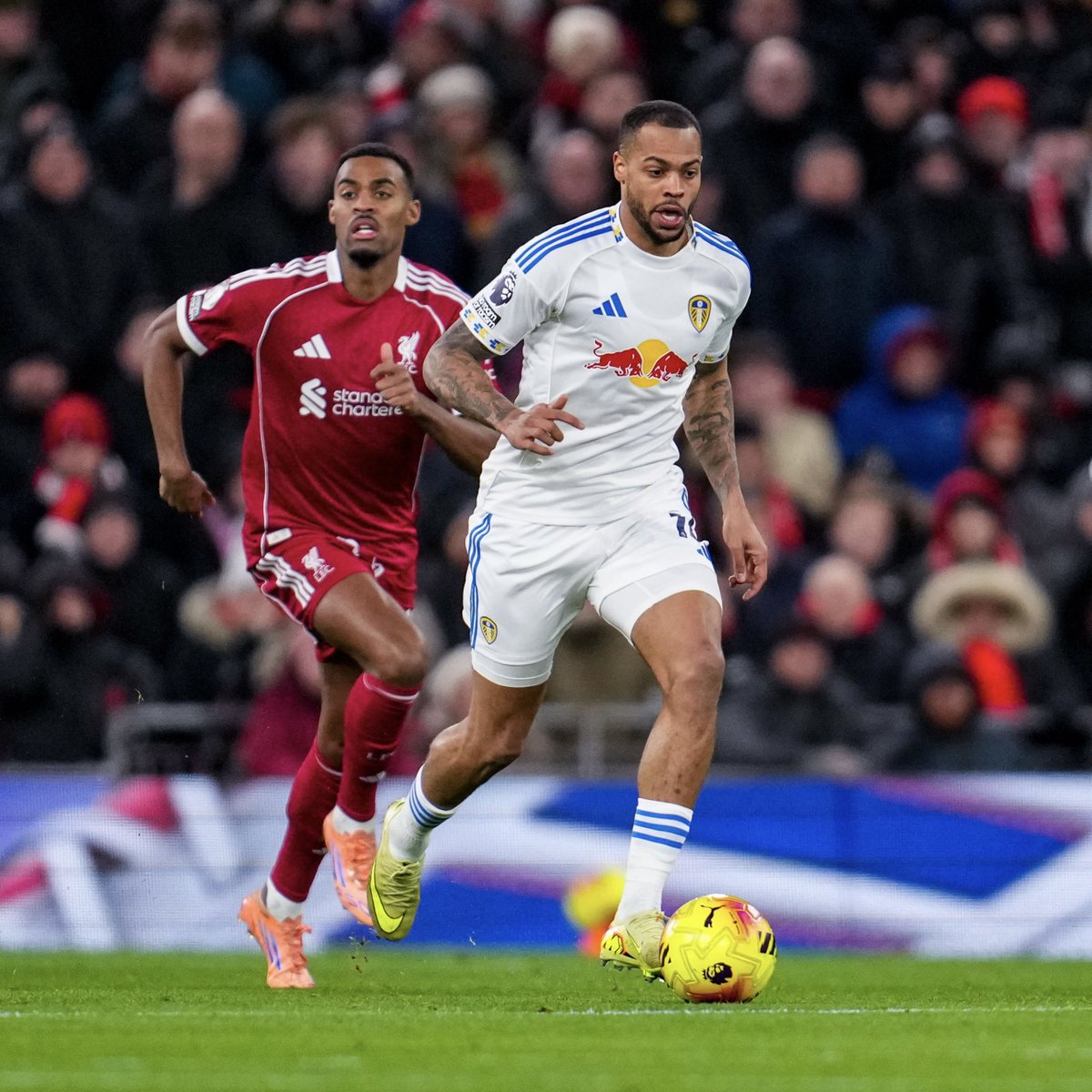 Leeds United tweet media