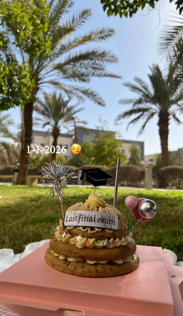 gh_0art's tweet photo. لكَ الحمدُ لا أذكرُ منك إلا الجميل ولا أرى منك 
إلا التّفضيل خيرك لي شامل، وصنعك لي كامل ولطفك بي كافل الحَمدلله لأن مجريَات أمُورنا بيدِه
تَجريها حِكمته، وتحوطها رَحمته
الحَمدُ له لأنه ربُّنا ولَم يكِلنا إلَى ضَعفنا ولا ضَعف خَلقِه. https://t.co/ZkZ0tcvklr