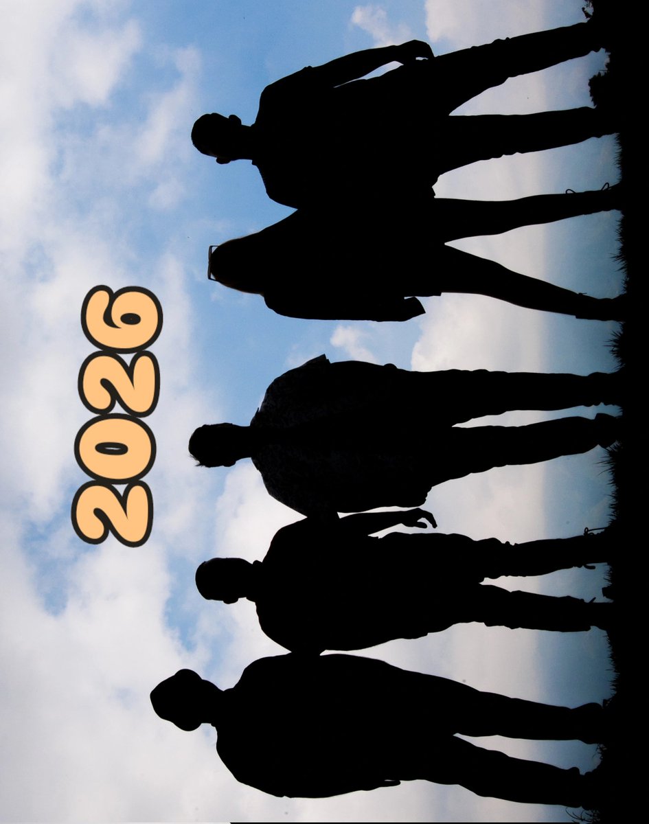 Gracias a todos y todas aquellas personas que con su amor y cariño son el motor de seguir haciendo canciones hermosas para alegrarles el alma.

La lista es larga, cada uno de ustedes saben; los llevamos en el corazón siempre. Se les quiere un mundo.

Feliz Año 2026.