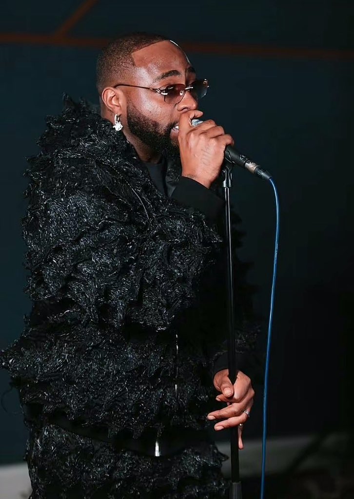 davidostat's tweet photo. @davido's “Funds” earned it's biggest streaming year ever on Spotify in 2025 with nearly 53 Million Streams.

2024 - 19.7M
2025 - 52.9M
Total - 72,705,645 https://t.co/zwXlfN0Goa