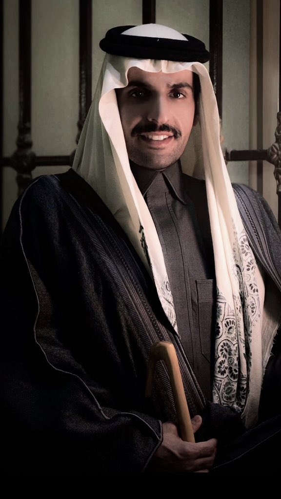 شاعر و صقار  ومهتم في الابل 

اشوف نفسي للوطن ابنه البار 
وشعاري الاخضر ونخله و سيفين
<a href="/a32f_55/">عبدالإله بن رقعان🇸🇦</a> 
-
نتمنى استضافة الشاعر عبدالاله بن رقعان 
التواصل مع رقم المنسق  ✨
 📞 : 0502896296

<a href="/kas640/">سعد القحطاني</a> 
<a href="/AlmajdGeneral/">قناة المجد العامة</a>