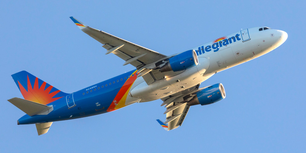 SWFairport's tweet image. .@Allegiant offers flights from New York Stewart to Orlando, Punta Gorda, Fort Lauderdale, and St. Pete-Clearwater/Tampa, FL, as well as Myrtle Beach, SC!

Book now: ow.ly/iJsp50RsLzn