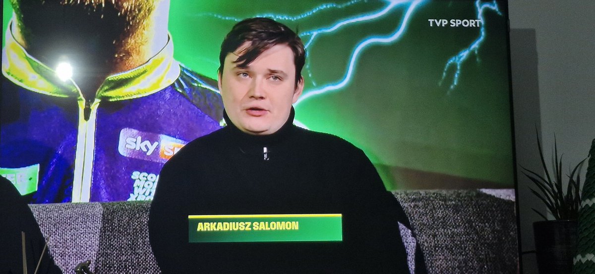 Robek95's tweet image. #łączynasdart #rzutkitarczarodzina 

ON WRÓCIŁ 
Tak, brakowało mi Arka