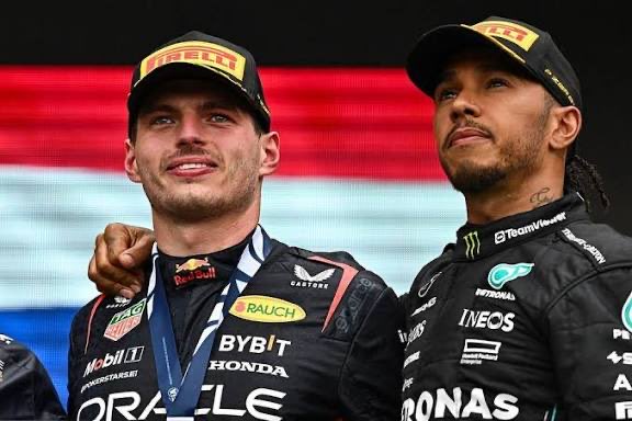 JohnPless1's tweet photo. Hey @grok remove the worst F1 from this picture. https://t.co/QrOuvAdJFo