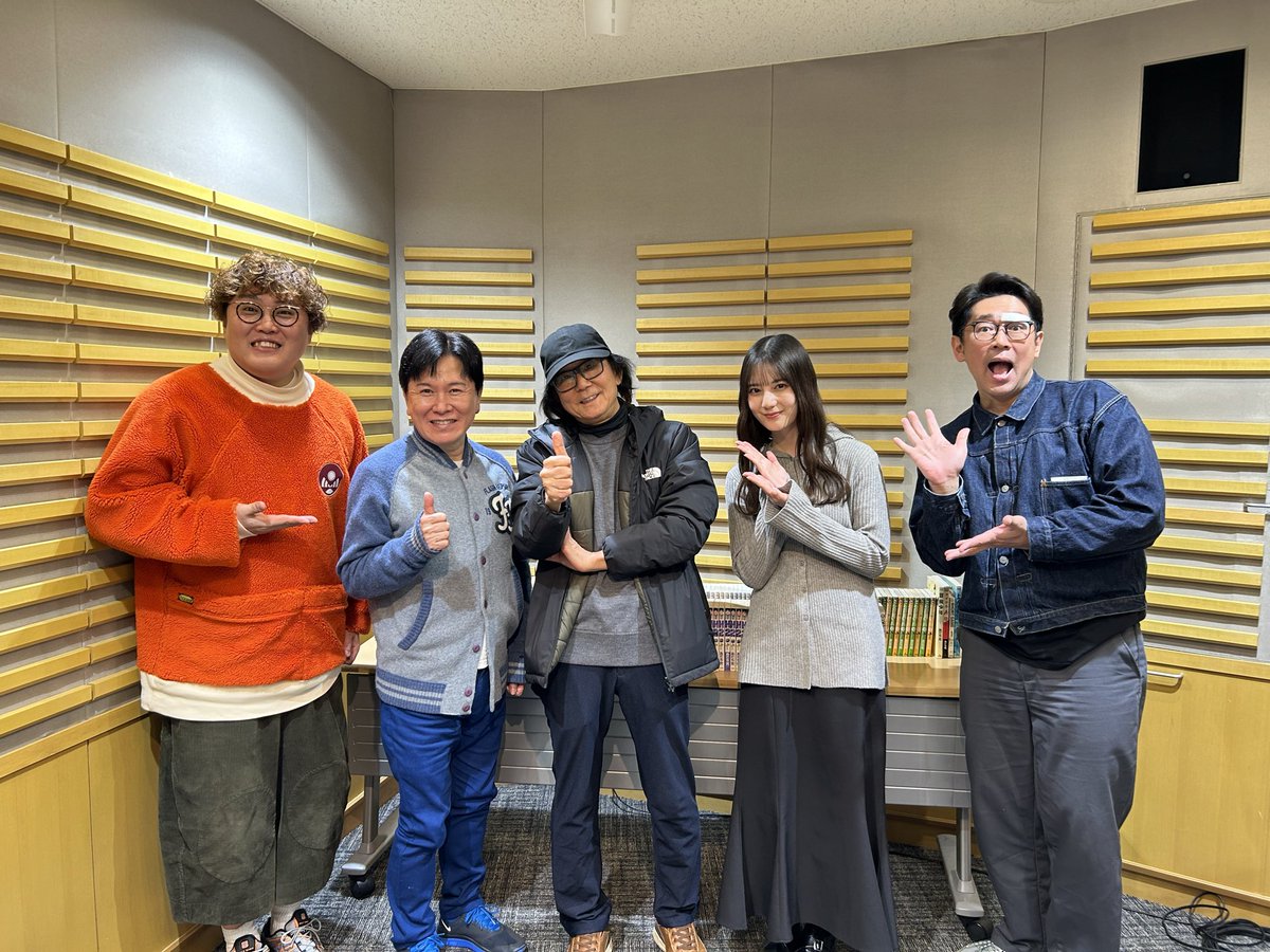 Ann_Since1967's tweet photo. 『オールナイトニッポン～あだち充画業55周年SP～』

なんと、、
#あだち充 先生にもご出演いただきました👏

ここでしか聴けない貴重なトーク盛り沢山✨

⏬radikoタイムフリー
https://t.co/2TWuVbTUMk

※貴重な話が山盛りすぎてコーナー飛ばしてしまいました、またの機会でぜひ...🙏

#あだち充ANN https://t.co/e7XJc3g2i7