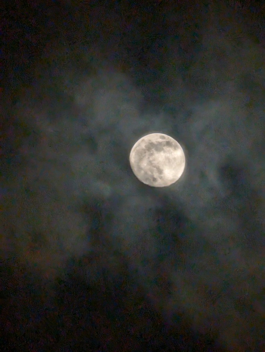 La Luna dice que se viene lluvia