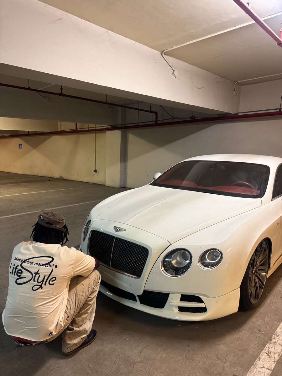 Lifestyle tweet media