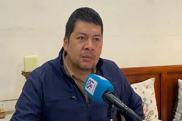 Yuri Yaguana Aclara cobro del impuesto según uso de suelo (vídeo)
El concejal Yuri Yaguana aclaró que el impuesto predial Loja 2026 se basa en un catastro actualizado. Bancos y financieras aportarán según su uso real del suelo. srradio.com.ec/yuri-yaguana-a…