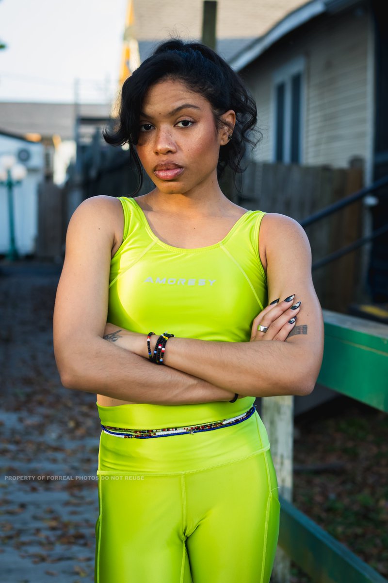 patrioticgifts's tweet image. Elle is wearing the angelica series yoga set in acid lime store.amoresy.com/growwithrich use code growwithrich for 10% off  #spandex #yoga #lycra #amoresy #shiny #shinywomen
@AMORESY_GM