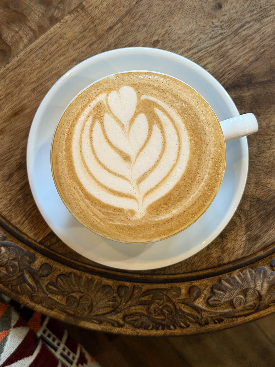 ProGolfCritic's tweet photo. Starting out the #NewYear at my favorite Arabian coffee☕️ spot in the Bay Area! #VibesMatter 😉 #Qahwa https://t.co/5984LPUz52