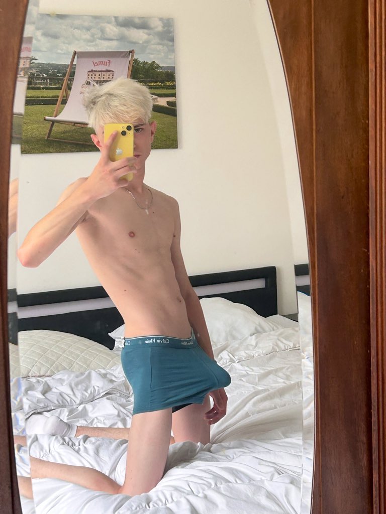 DimTwink tweet media