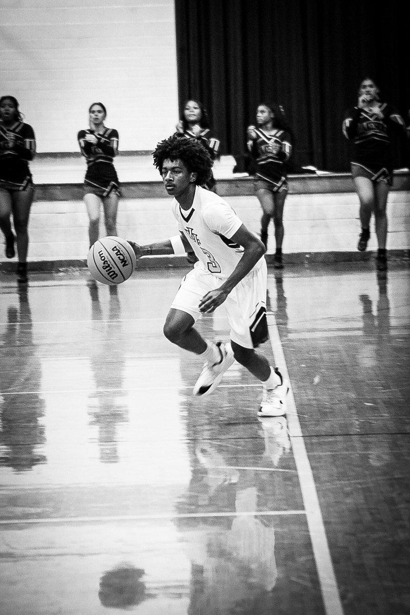 JulesMorton0's tweet image. Happy New Year! Truly blessed to see 2026! Let’s get 1% better everyday #classof2026