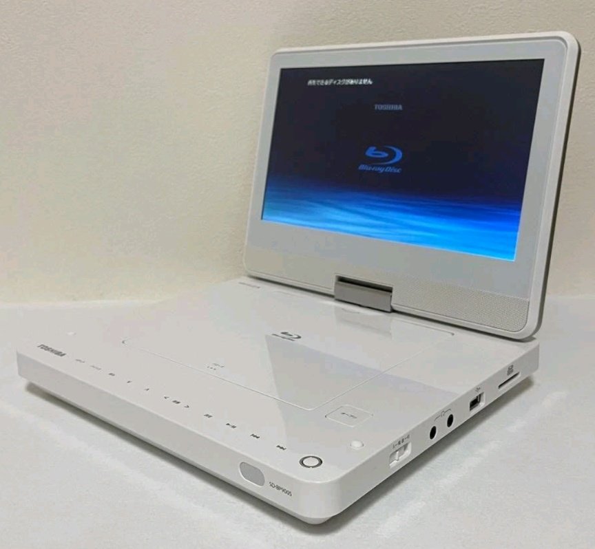 ♡⭕TOSHIBA REGZA SD-BP900S⭕♡ Cute Toshiba Blu-ray portable from Japan, model SD-BP900S. Looks