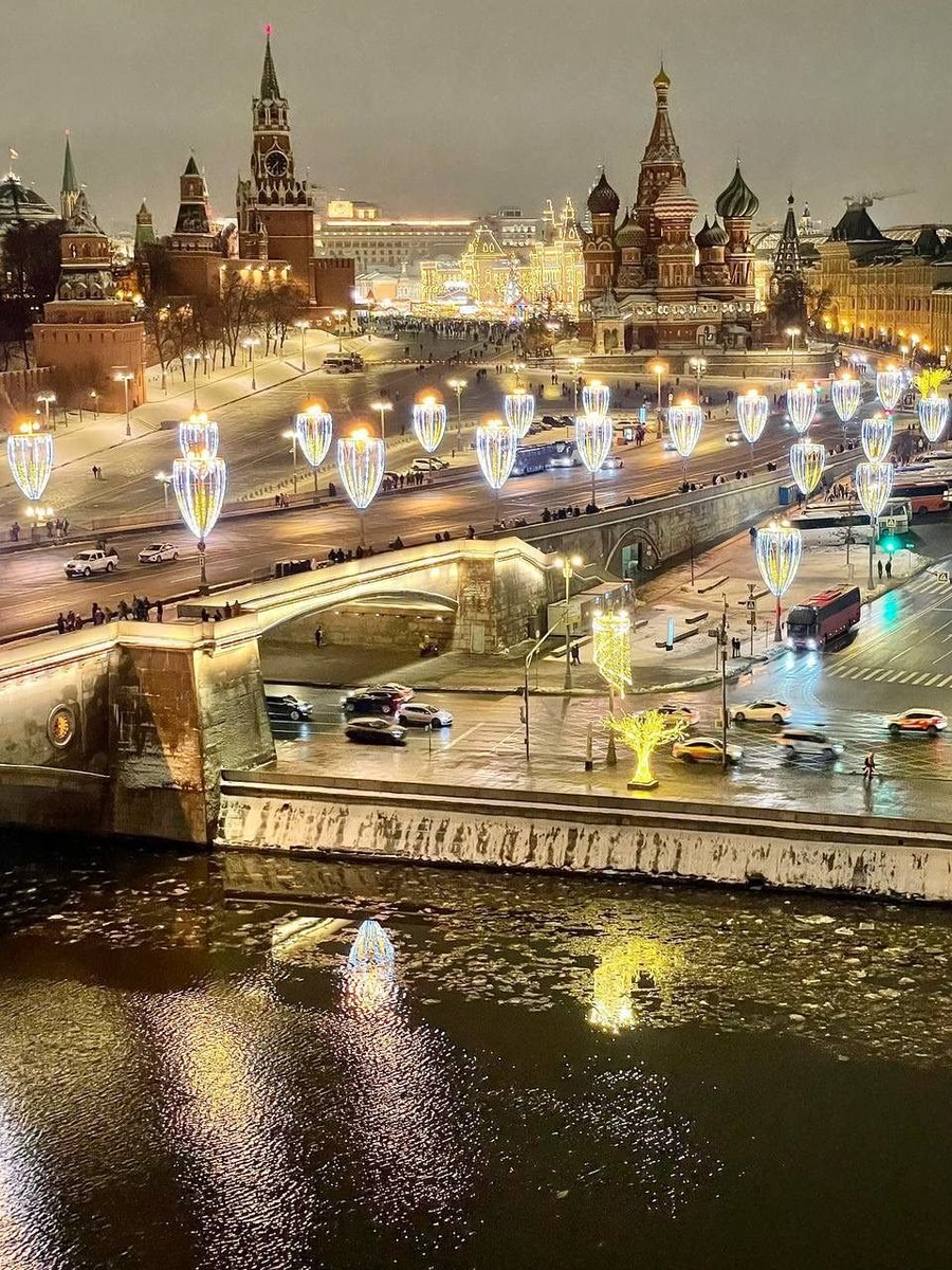 The Third Rome. Moscow the other evening. 🌹 ❤️ 🇷🇺 #Moscow #Evening  #ThirdRome #Evening #RedSquare #Kremlin, image size:900x1200