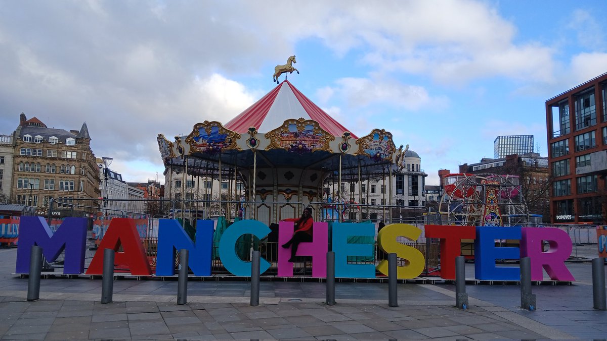 SANDRINE tweet media