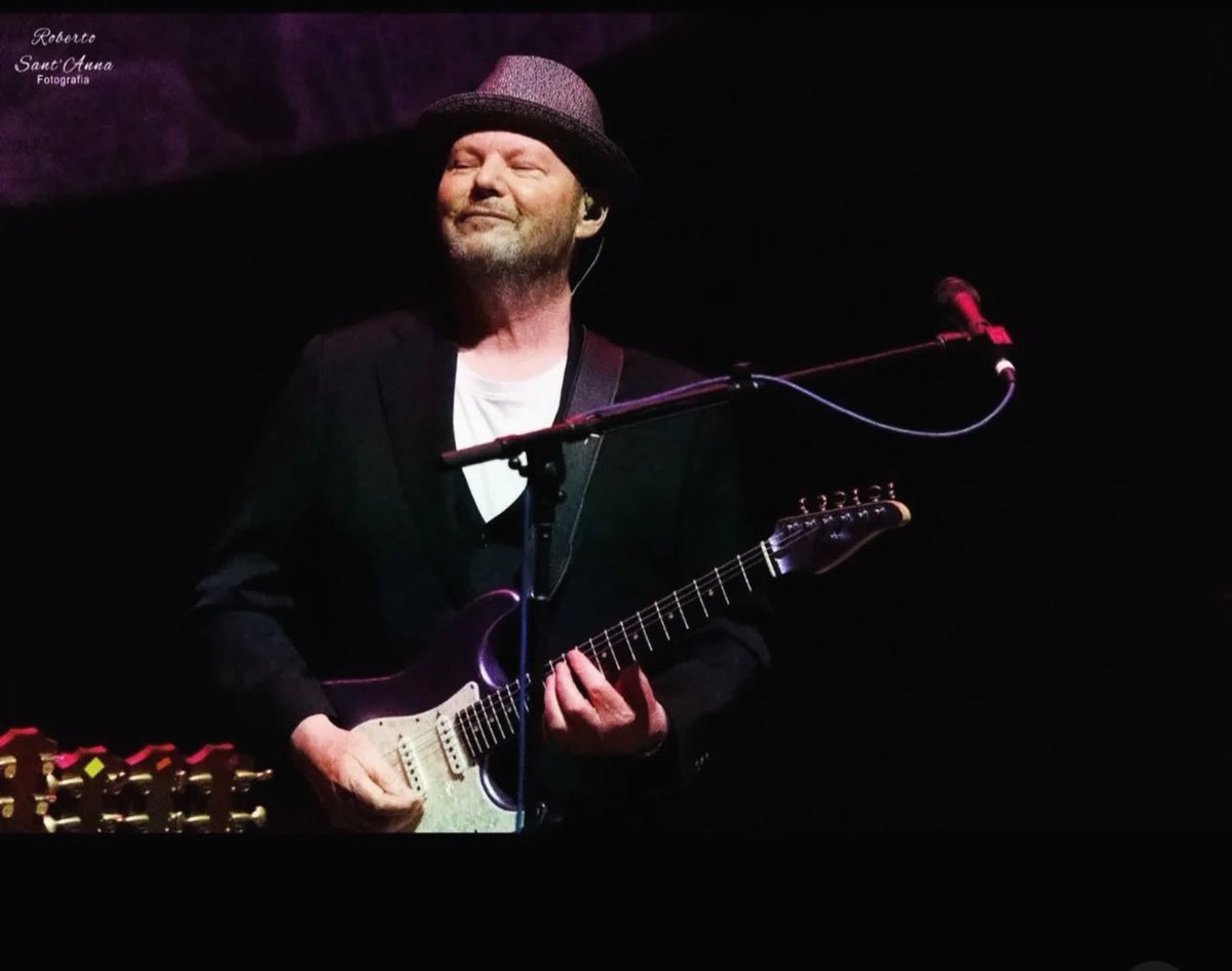 itsMrCross's tweet image. Happy New Year to everyone. Thank you for all your love and support. Wishing everyone peace and happiness in 2026, and may you find your bliss. Cheers! 💜