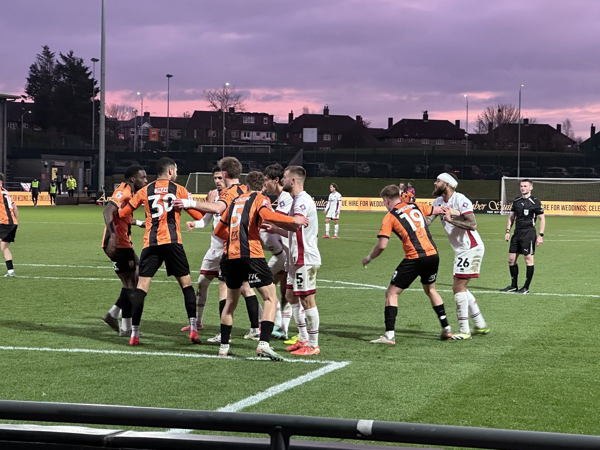 Dan Maguire tweet media