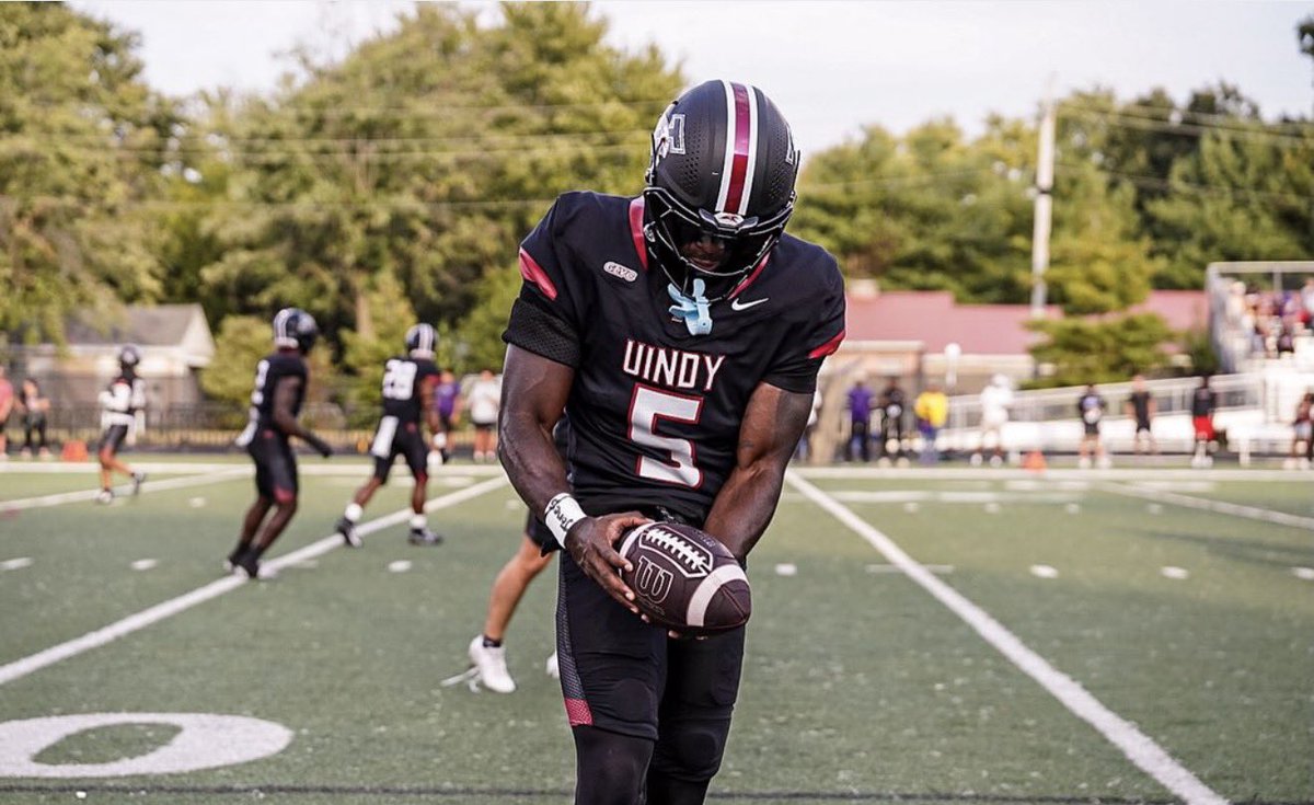 Tavarious “TT”Easley-Jones tweet media