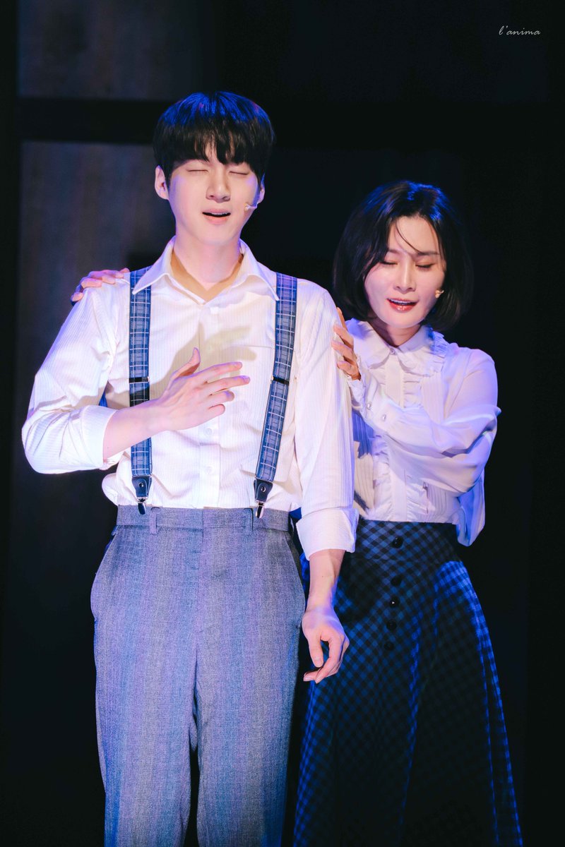 lanima__'s tweet image. 260101 팬레터 낮공   
스페셜 커튼콜 거짓말이 아니야   
히카루 소정화 배우님  
정세훈 김리현 배우님