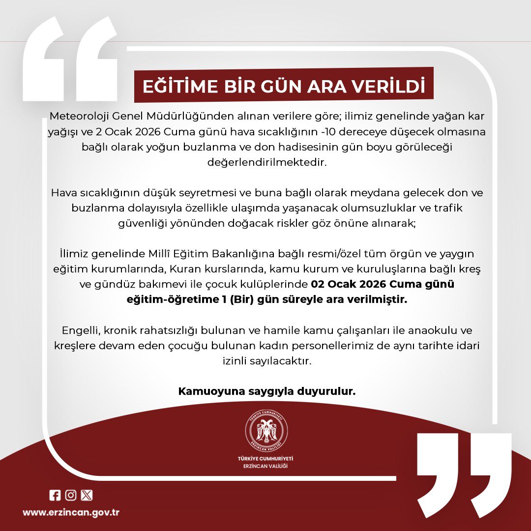 drhamzaydogdu's tweet photo. Değerli Hemşehrilerimiz,

Sevgili Öğrencilerimiz,

Alınan meteorolojik veriler doğrultusunda, ilimiz genelinde devam eden kar yağışıyla birlikte hava sıcaklığının yarın -10 dereceye kadar düşeceği öngörülmektedir. 

Buzlanma ve don nedeniyle 2 Ocak 2026 Cuma günü eğitim-öğretime 1 gün süreyle ara verilmiştir.

Sevgili Öğrencilerimiz,

Sınav haftasında olduğunuzu biliyoruz..

Zihinler dolu, defterler açık, beklentiler yüksek…

Bu kısa ara;
biraz nefeslenmek,
düşünceyi toparlamak
ve yazılılarınıza daha dingin bir zihinle dönmek için küçük ama çok kıymetli bir imkân olabilir.

Yeni bir yıl umutla aralanıyor.
Dilerim 2026, çalıştıkça yol aldığınızı, emek verdikçe başardığınızı gördüğünüz bir yıl olur.

Siz öğrenmeye, düşünmeye, kendinizi inşa etmeye devam edin;
biz her adımda yanınızdayız.

Sevgili arkadaşlarımız, kıymetli çocuklarımız için küçük öneriler:

•En sevdiğiniz kitabın sayfalarında kaybolun.

•Pencerenin kenarında karı izleyip hayaller kurun.

•Anneniz  babanızla uzun uzun muhabbet edin.

•Bir teşekkür, bir gülümseme, küçük bir iyilik yapın.

Mümkünse:
•Bir yaşlı komşunun kapısını çalın,
•Bir “Nasılsınız?” deyin,
•Bir çay koyun, bir dua alın.

Bazen en güzel dersler;
evde, keyifli bir muhabbette, iyilikte ve birlikte olmada öğrenilir.

Mevsimin bereketi evlerinize,
güzelliği yüzlerinize,
huzuru kalplerinize dolsun…

Herkese sıcacık, sakin, anlamlı ve öğrenmeyle geçen bir hafta sonu diliyoruz.