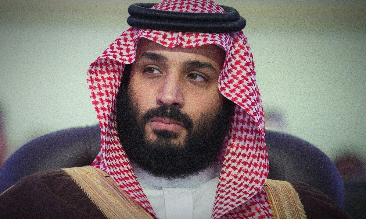 لو أراد لـ استغل الفوضى في اليمن ولعمل على تقسيمها وضم أجزاء منها للمملكة.
ولكنه ليس هكذا. هو رجل سلام ورجل يريد الخير للدول العربية وليس العبث فيها...