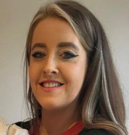 thejournal_ie's tweet image. Gardaí are seeking the public's assistance in tracing the whereabouts of 34-year-old Deborah Doyle who is reported missing from Naas, Co. Kildare since Wednesday 31st December 2025. 

Deborah was last seen at approximately 4.50pm.