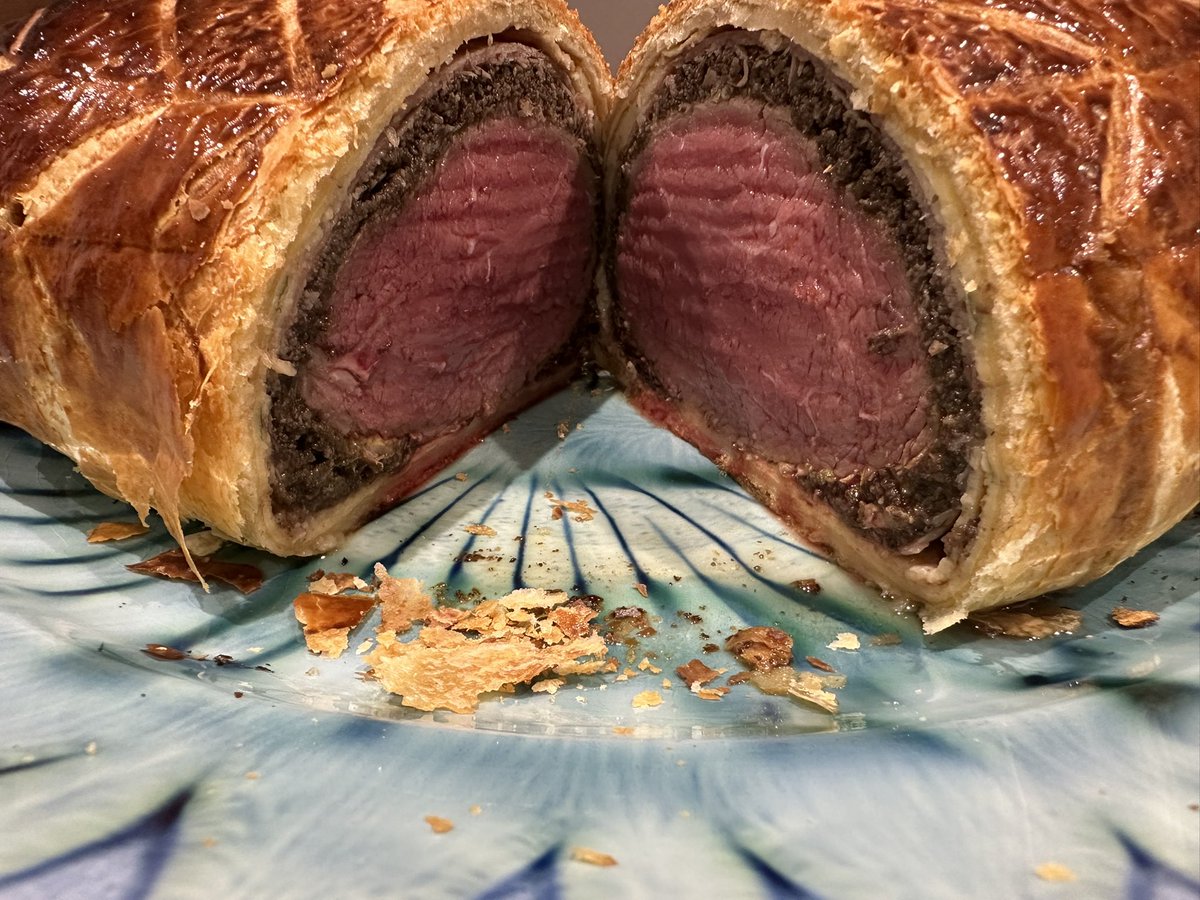 Simon Li tweet media