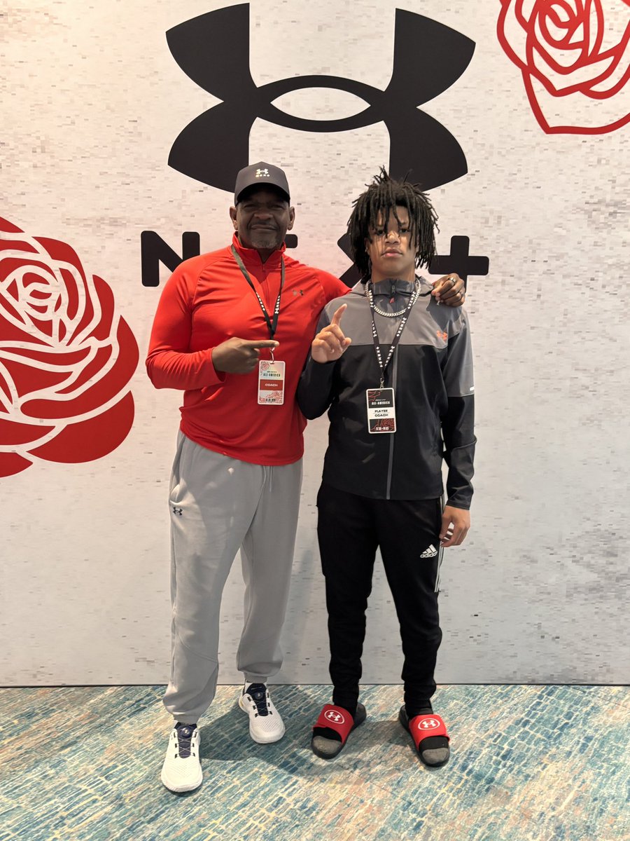 djLandor2pointO's tweet image. Was great to finally meet @AWilliamsUSA @FBUcamp @stevequinnFBU @KoreenBurch @UnderArmour @UANextFootball @TheCoachT365 @SolomonMaysDFW @theking1 @wpialsportsnews @TheUCReport @THEPLATFORMDR @TXTopTalent @TXRecruits @draftprep @CSAPrepStar @PrepRedzoneNext @PrepRedzoneTX…