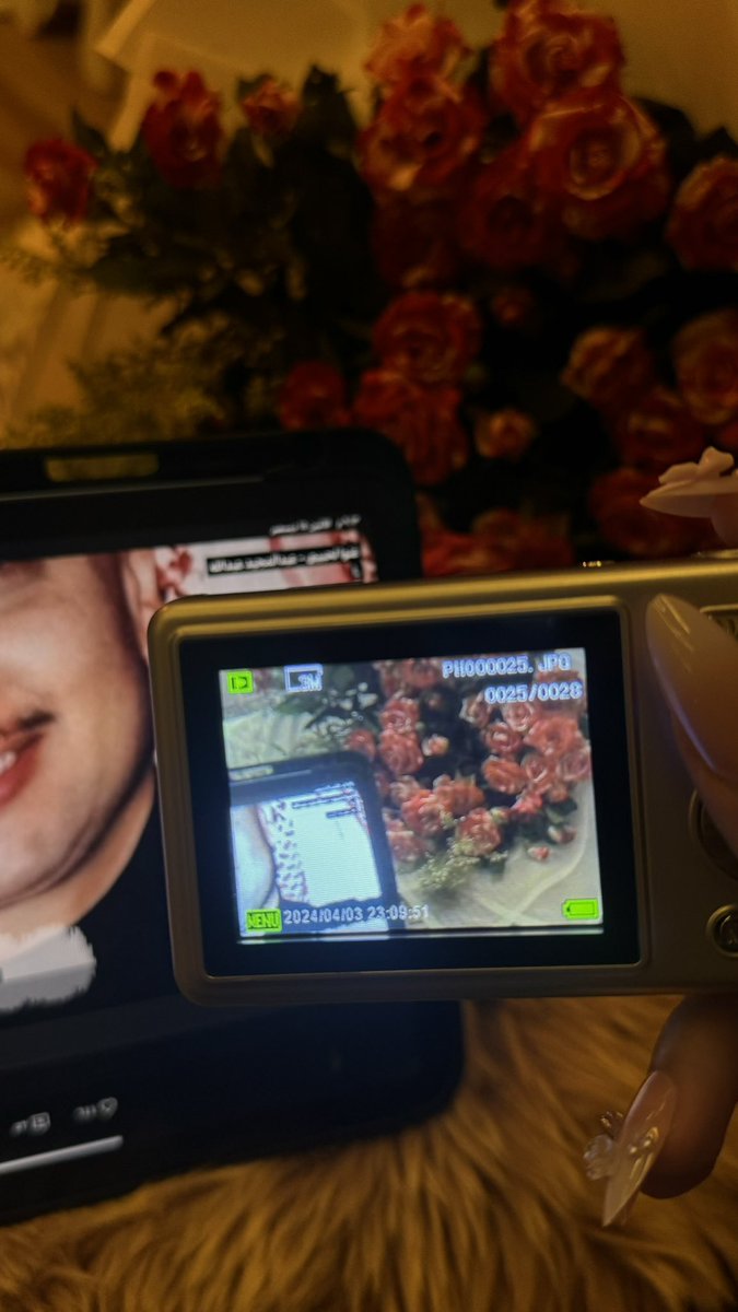 c79lv's tweet image. 𝟣.𝟣.𝟤𝟢𝟤𝟨
اول يوم بالعام الجديد 
𝟣𝟤.𝟩.𝟣𝟦𝟦𝟩
واول يوم بـ عُمري الجديد
تمنوا لي عام سعيداً ي رفـاق❣️