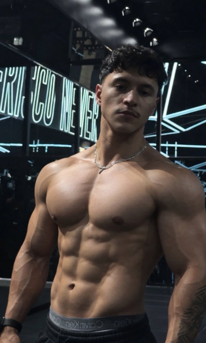 AaronJamie's tweet image. Embrace your hate dude